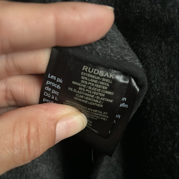 Coat - Picture 5 of 5